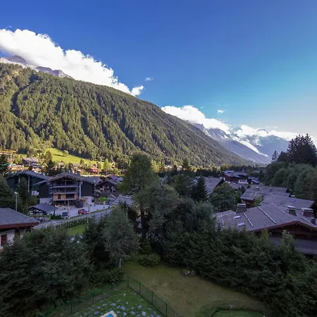 Sainte-foy-l'argentiere Sleeps 6 Pool Apartment *
