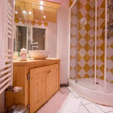 Apartment Sainte-foy-l'argentiere Sleeps 6 Pool *
